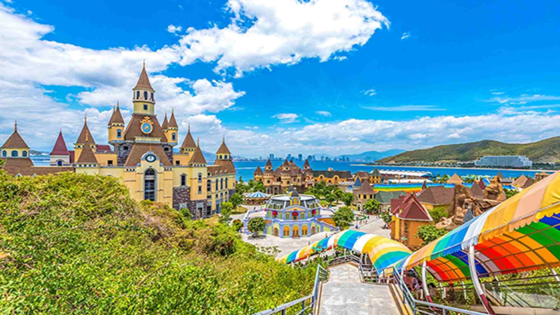 Vinpearl Land vietnam